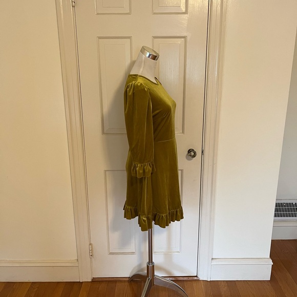 NWT Forever 21 Jewel Velvet Tone Dress Sz small - Picture 4 of 9
